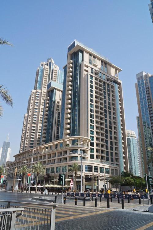 Bellavista - Breath-Taking - 2Br - Boulevard Central Apartment Dubai Bagian luar foto